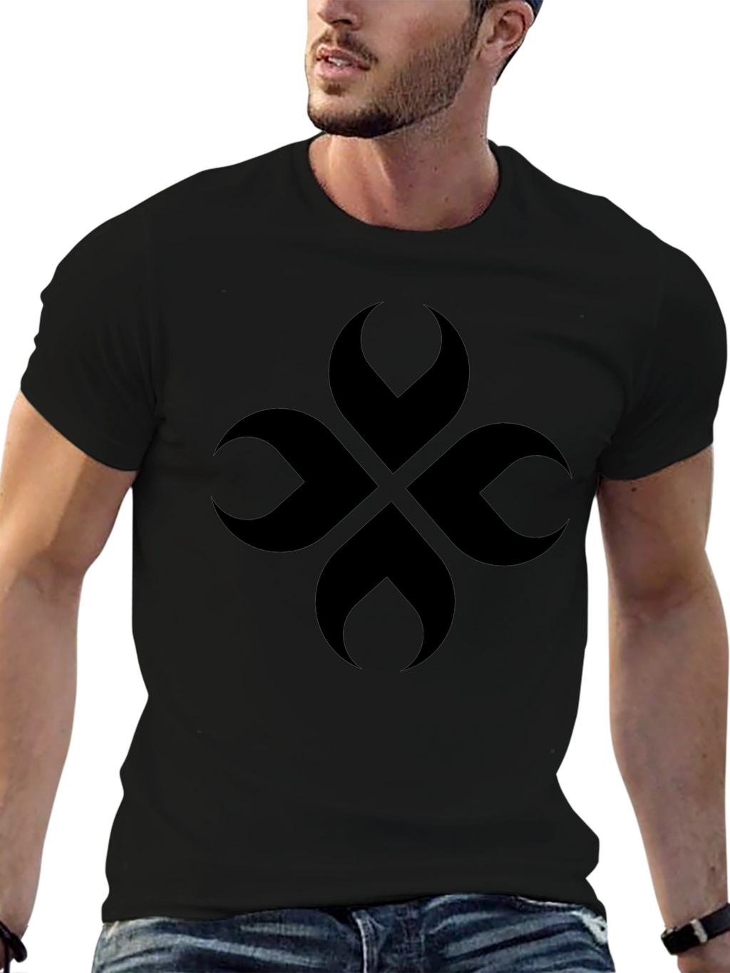 Abstract Clover Tee - Modern Black Graphic T-Shirt