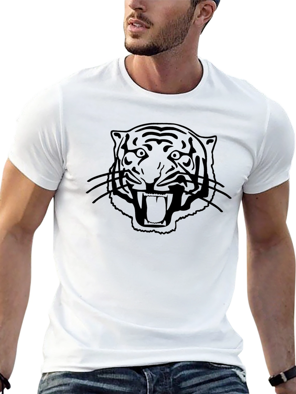 Bold Tiger Graphic Tee - Black