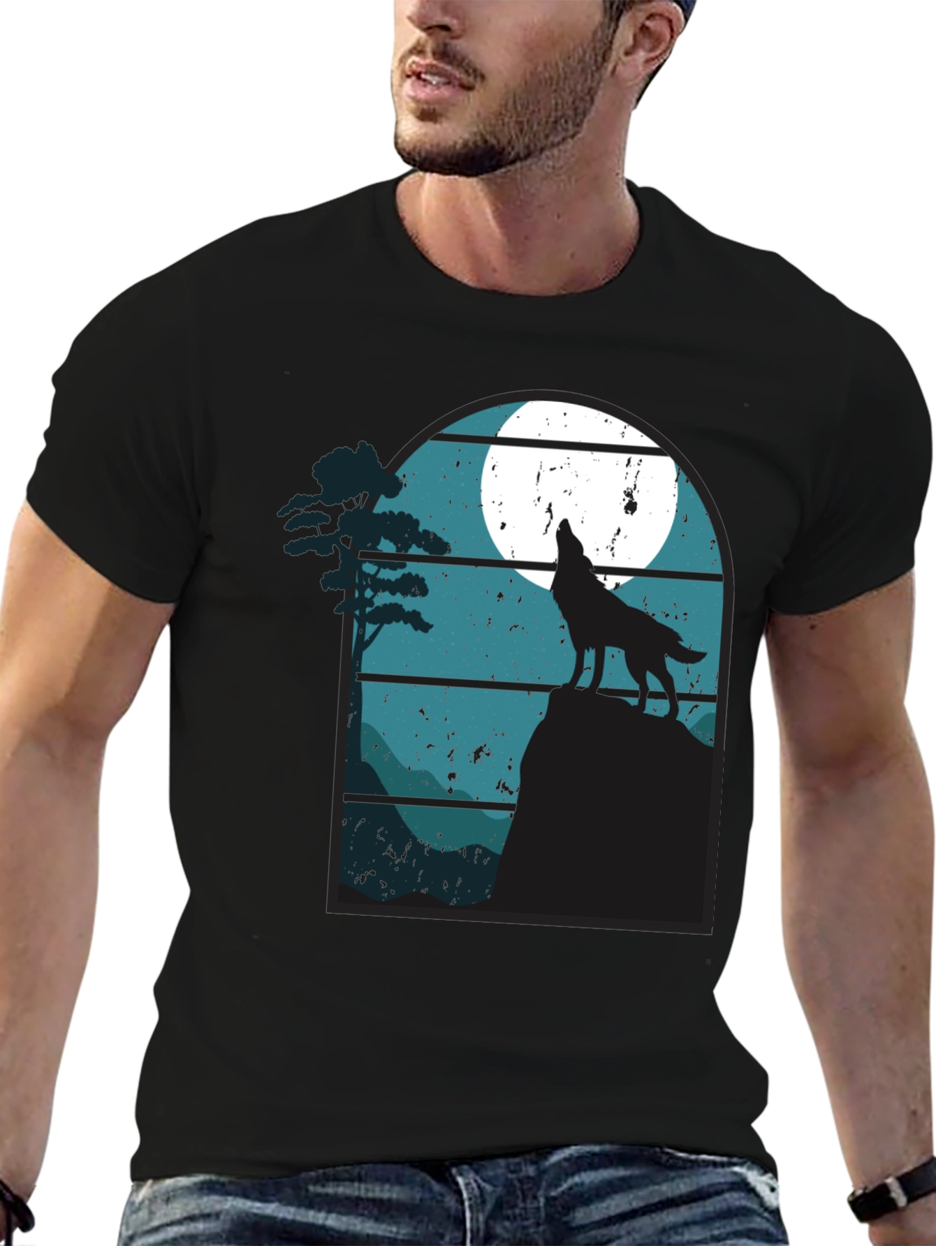 Wolf Howling at Moon Graphic T-Shirt