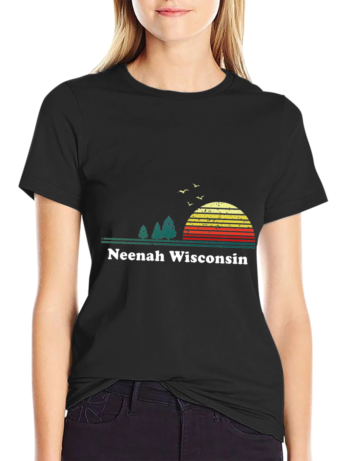 Neenah Wisconsin Retro Sunset T-Shirt