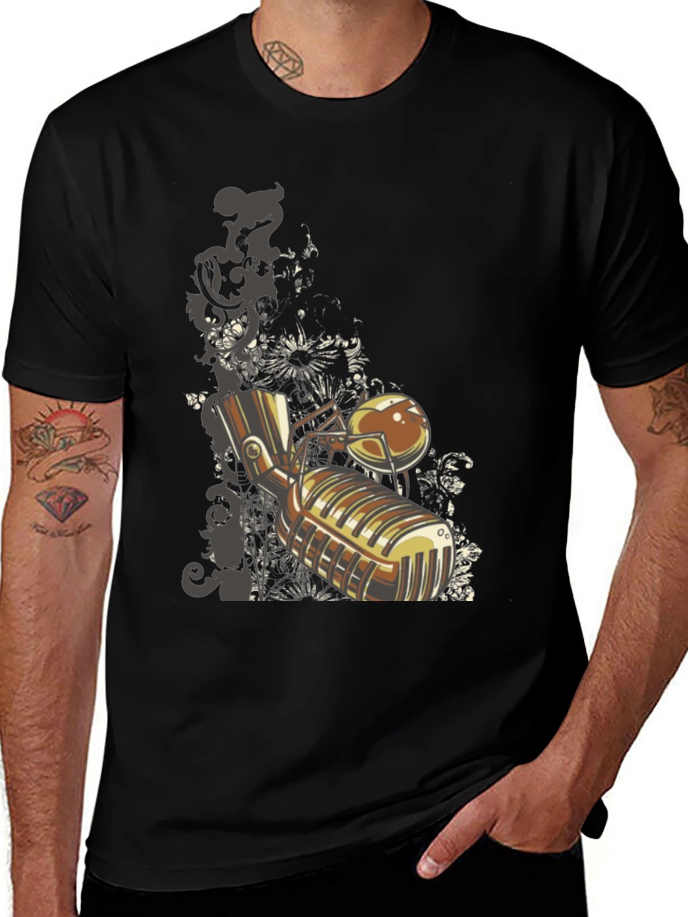 Vintage Microphone Graphic Tee - Music Lovers T-Shirt